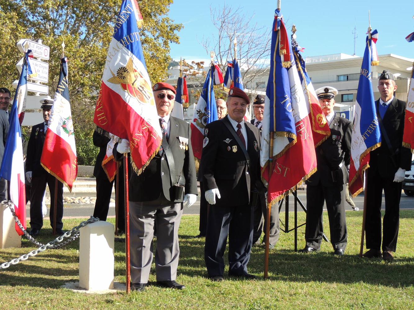 2017 10 23 TOULON 35 EME ANNIVERSAIRE  ATTENTAT DU DRAKKAR (27).JPG -           